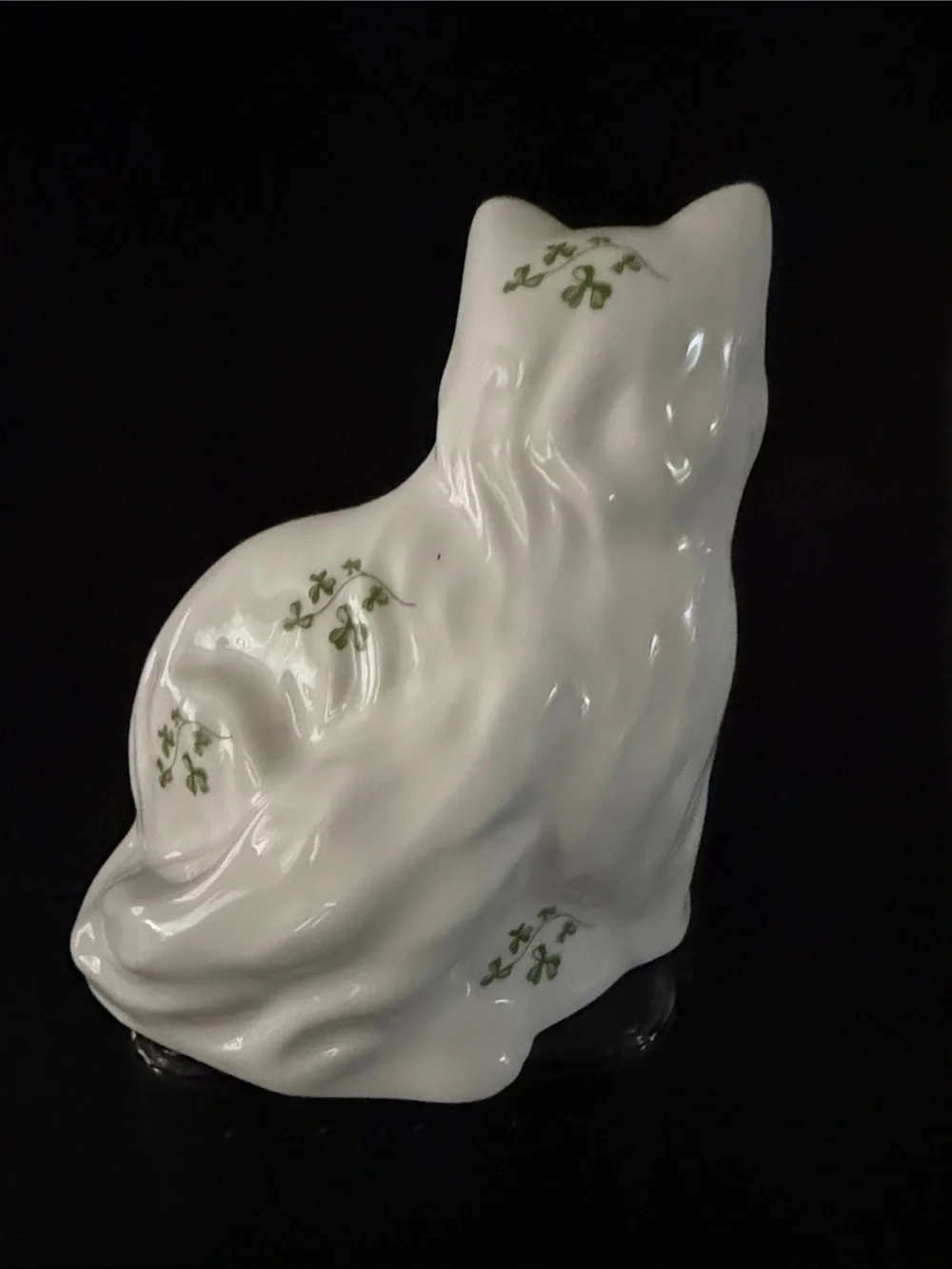 Royal Tara Irish Fine Bone China Cat Figurine with Green Shamrock Motif